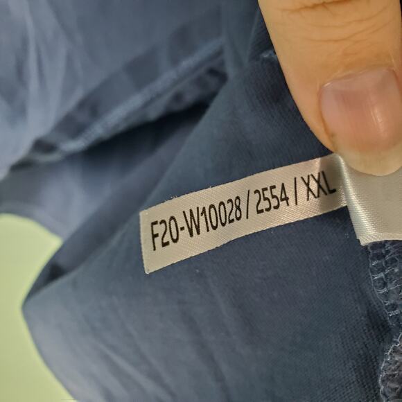 Life Is Good Womens Blue V-Neck Winter Night Scene Deer LS Crusher Tee Size XXL - Picture 5 of 6